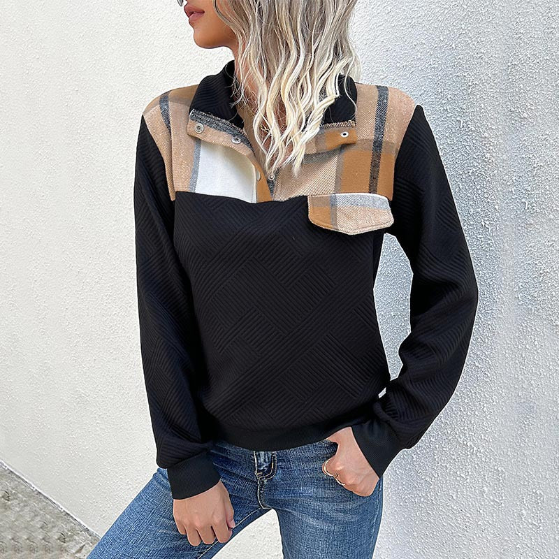 Women's quilted sweatshirt with check detail, button placket, and ribbed hem Mune Fashion
