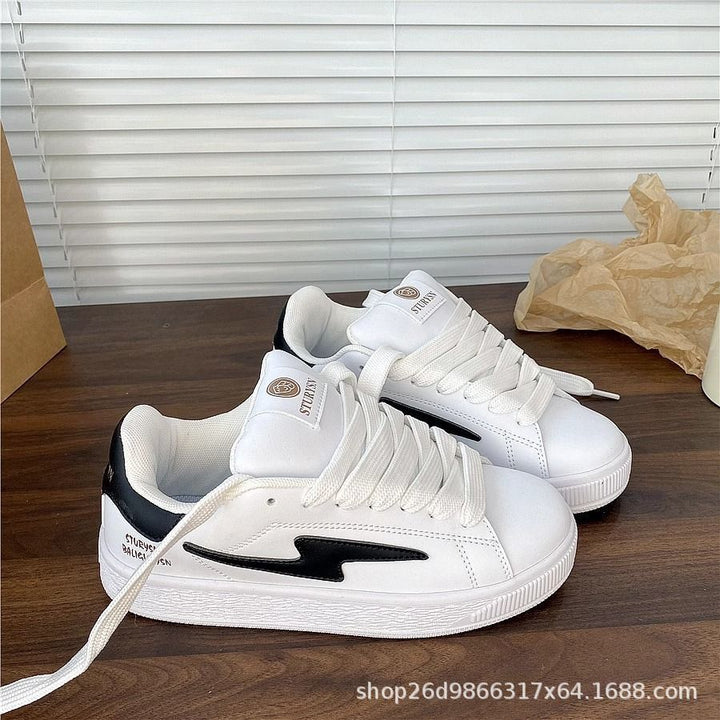 Women's sneakers in timeless design with high comfort padding Mune Fashion