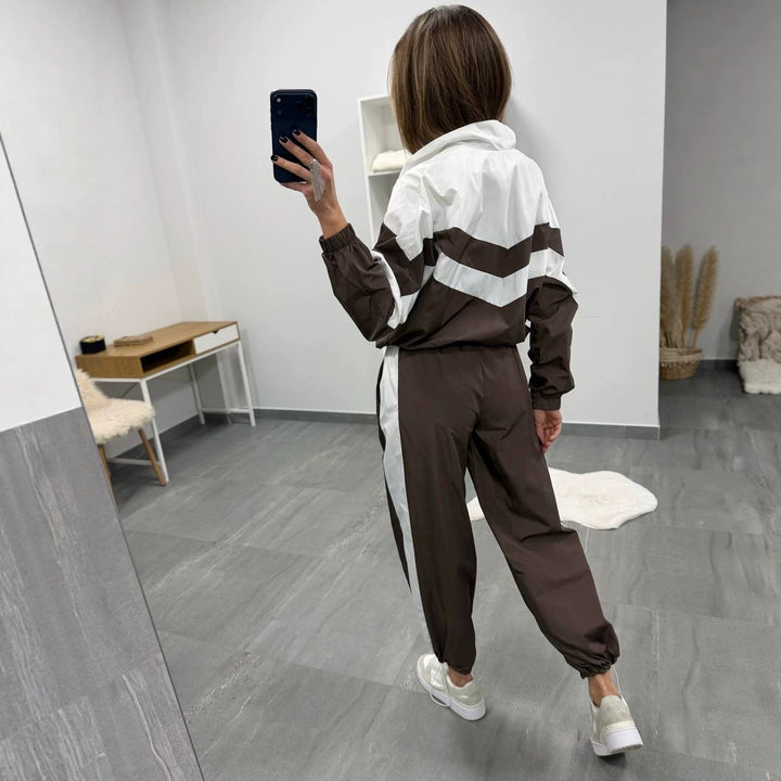 Women's retro nylon tracksuit with hooded zip jacket and wide high-waisted trousers Mune Fashion