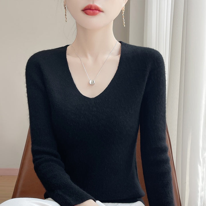 Women's Slim Fit V-Neck Fine Knit Sweater with Fine Rib Structure and Soft Feel Mune Fashion