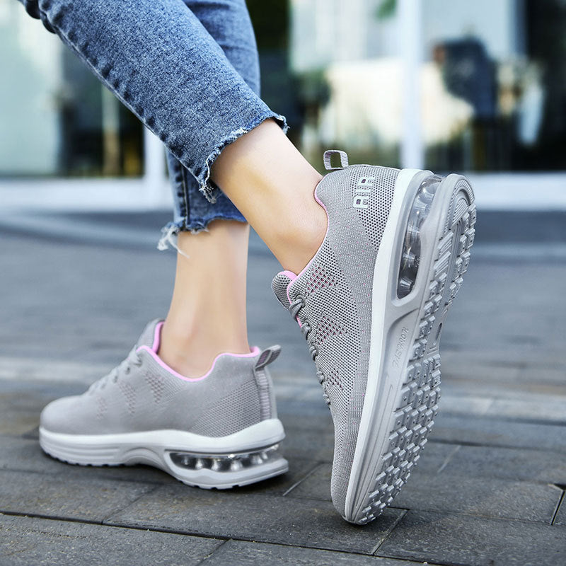Women’s urban knit sneakers with perforated knit fabric, cushioned heel capsule and springy lightweight sole Mune Fashion