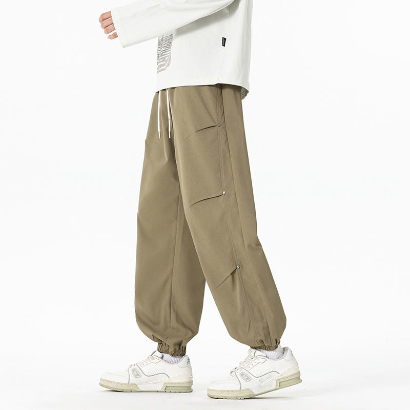 Men's stylish and loose cargo pants