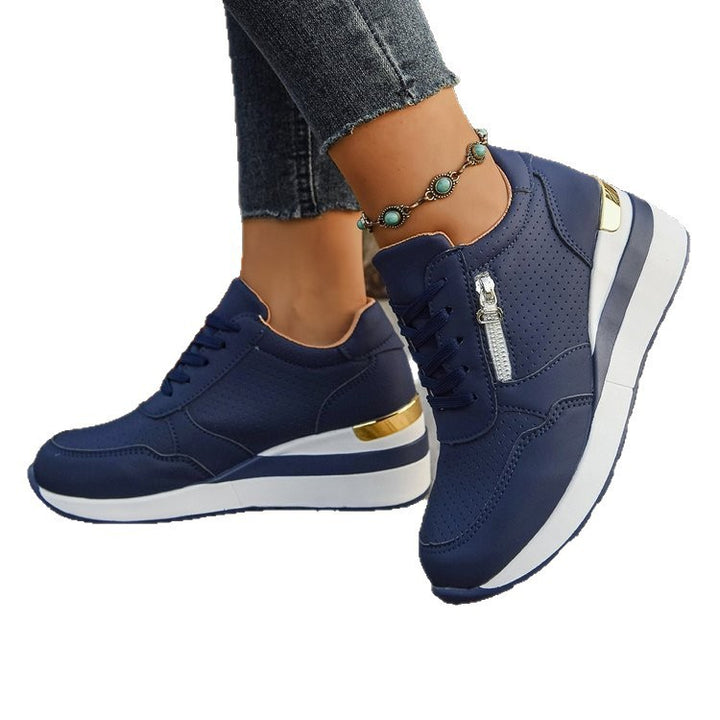 Damen Keil‑Sneaker mit seitlichem Reißverschluss, perforiertem Obermaterial und verstecktem Plateau Mune Fashion