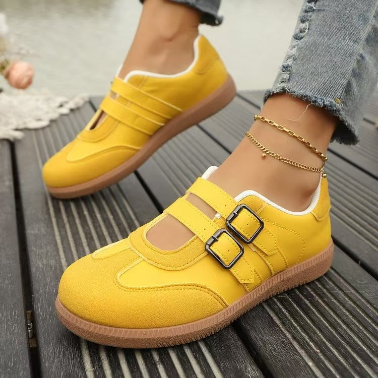 Women's retro-inspired Mary Jane sneakers with double buckle strap and ergonomic rubber sole Mune Fashion