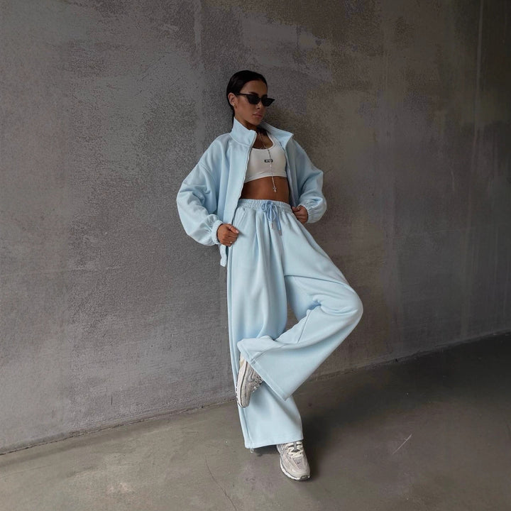 Women's oversized sweat set with zip-up jacket and wide joggers Mune Fashion