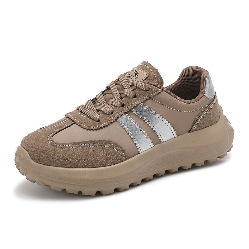 Ladies nan retro-oriented city sneaker with chunky sole, padded comfort insole and suede trim Mune Fashion