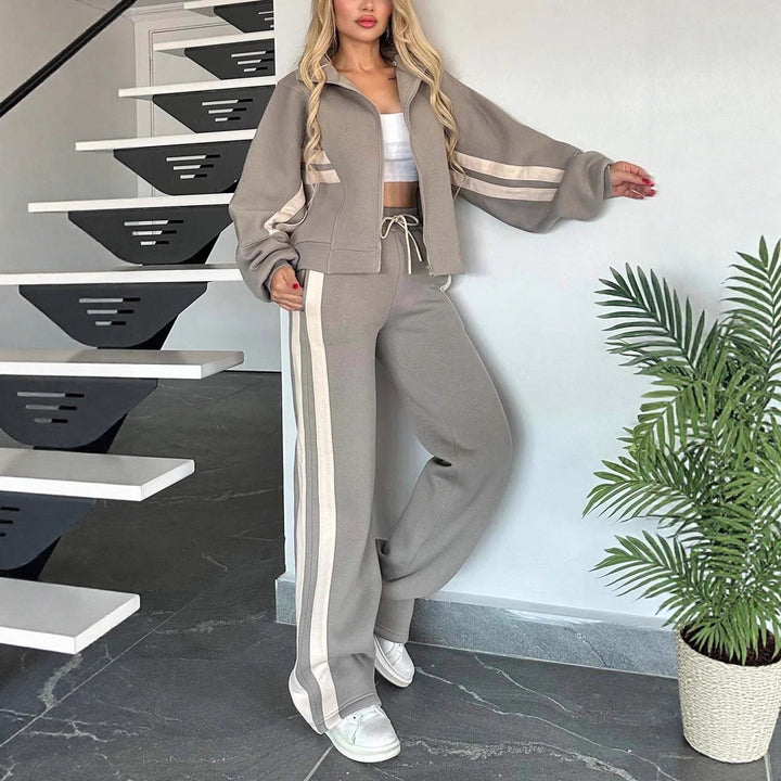 Women Two-Piece Sweat Set with Zipper Jacket and High-Waist Relaxed Jogging Pants Mune Fashion