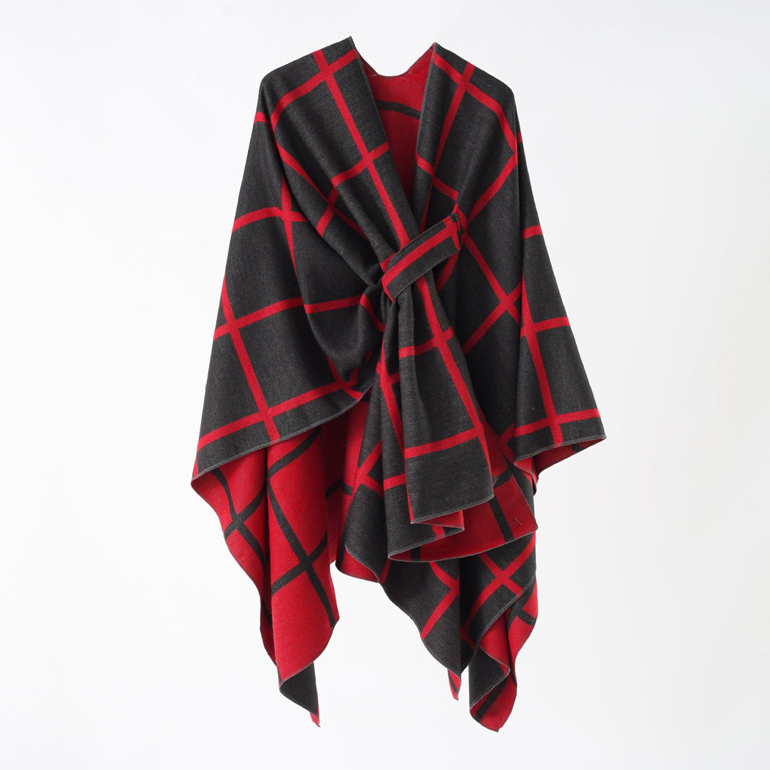 Women's Oversize Poncho made of fine knit with waistband and check pattern Mune Fashion