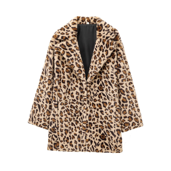 Women's faux fur coat in oversized cut with lapel collar, tie belt and pockets Mune Fashion