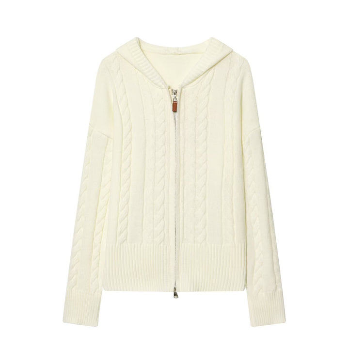 Ladies hooded cardigan with cable knit pattern and metal zipper Mune Fashion