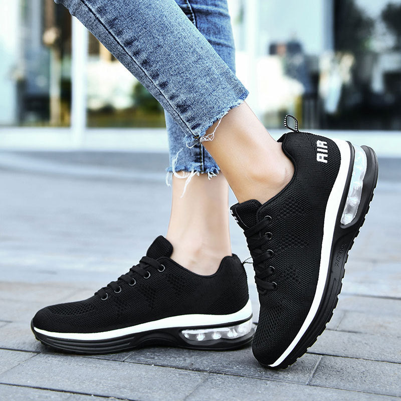 Women’s urban knit sneakers with perforated knit fabric, cushioned heel capsule and springy lightweight sole Mune Fashion