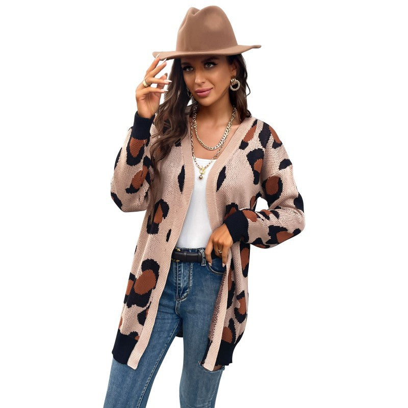 Women's Longline Cardigan in Leo Jacquard with Open Front and Ribbed Cuffs Mune Fashion