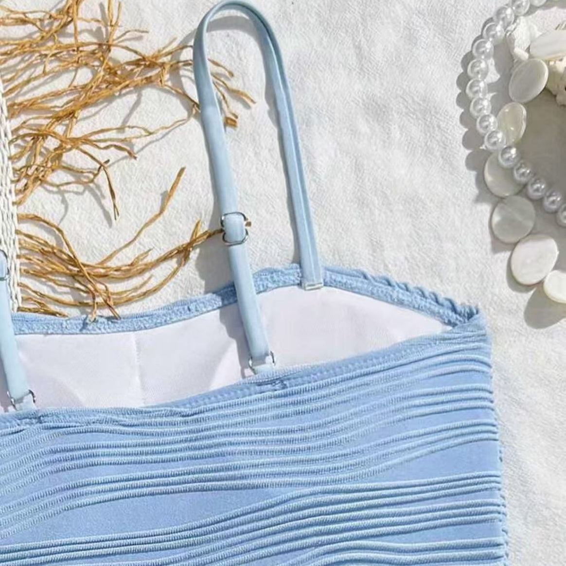 Women's bikini set with high-waisted bottoms and fashionable ruffle design Mune Fashion