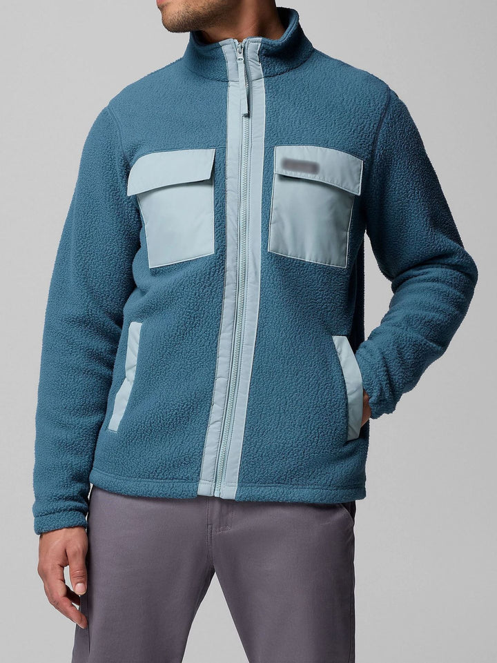 Men's fleece jacket with practical pockets
