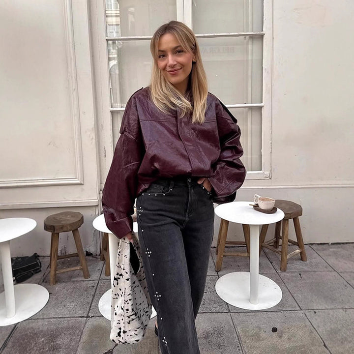Women's short jacket in glossy patent look with boxy silhouette and dropped shoulders Mune Fashion