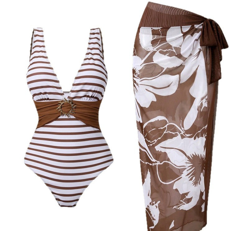 Women's Stylish Swimsuit with Adjustable Straps and Matching Pareo Mune Fashion