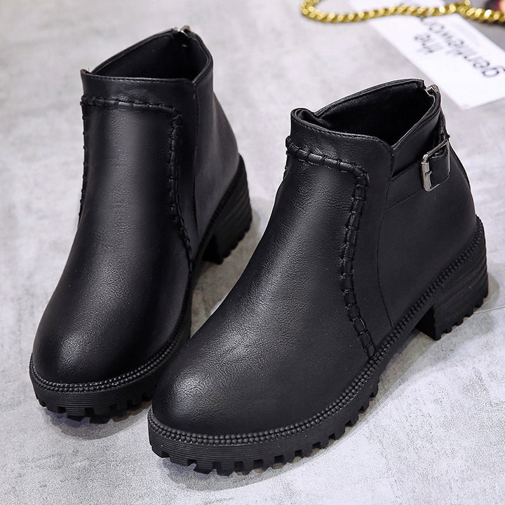 Ladies nan classic ankle-high ankle boots made of synthetic leather with a sturdy profile sole and decorative strap Mune Fashion