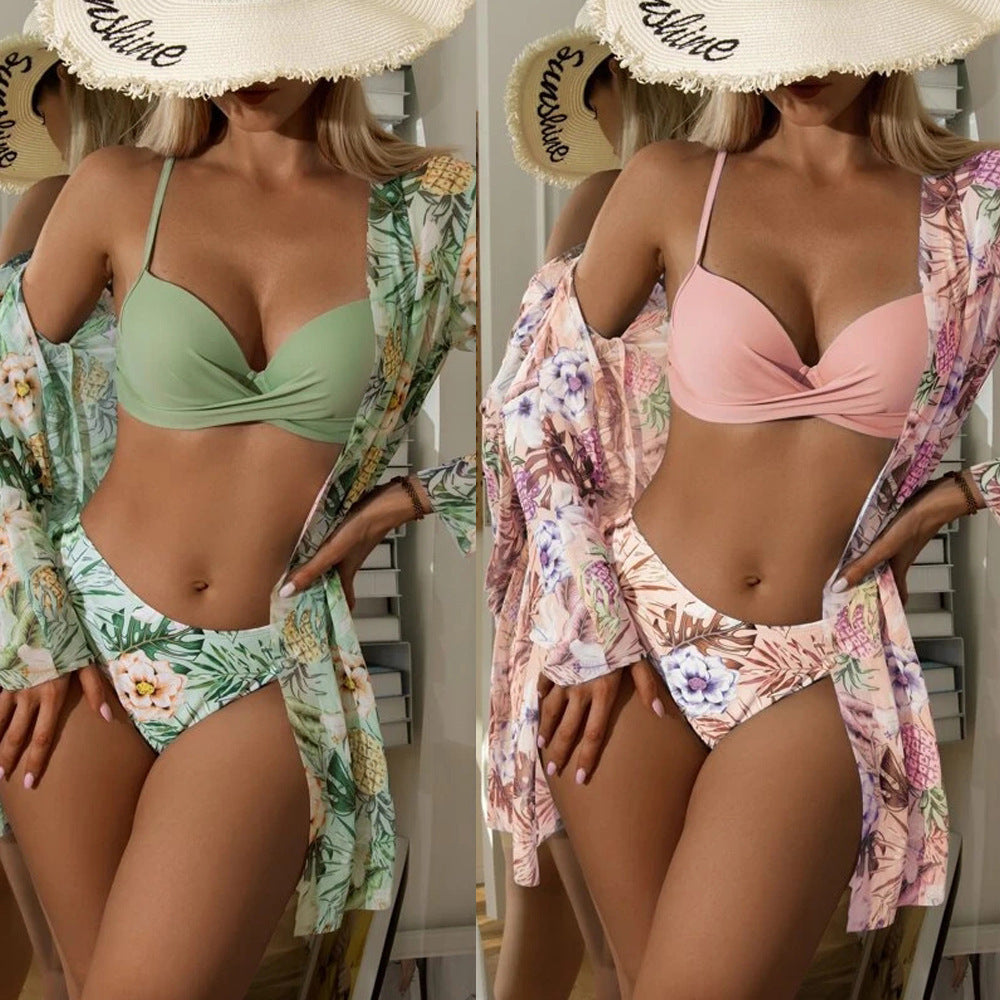 Women's triangle bikini set with sophisticated bustier top and high-cut bottom Mune Fashion