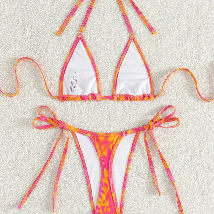Women’s triangle bikini with adjustable ties and striking color pattern Mune Fashion