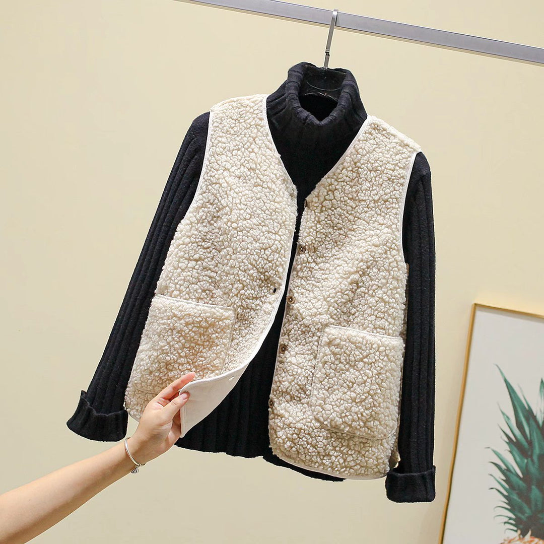Ladies Teddy Fleece Vest with Button Placket and Patch Pockets Mune Fashion