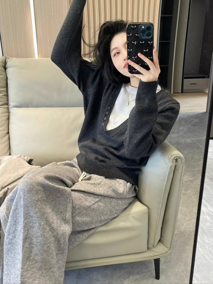 Women's Deep V-Neck Fine Knit Sweater with Layering Effect and Light Waist Definition Mune Fashion