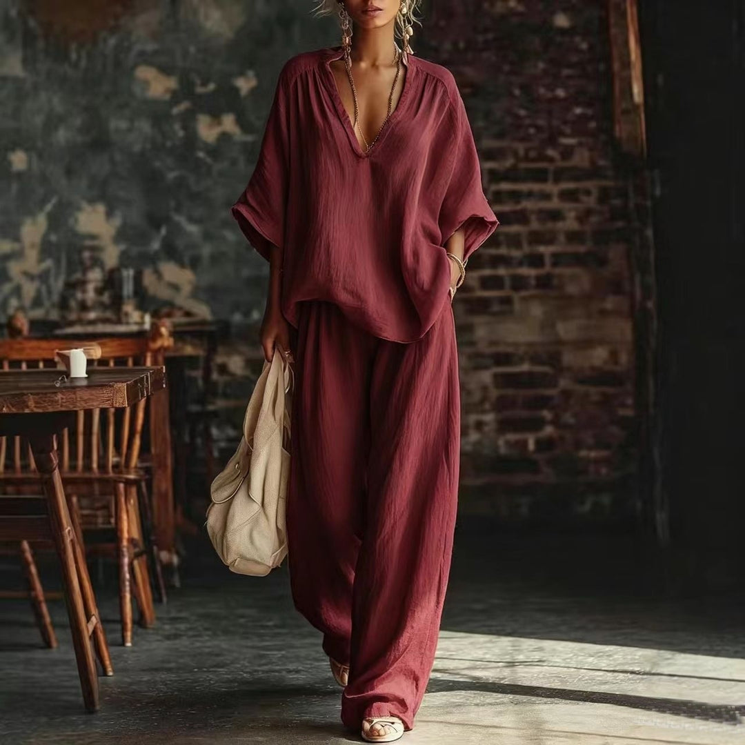 Women's casual two-piece linen-look set with deep V-neck, oversized blouse and wide palazzo pants Mune Fashion