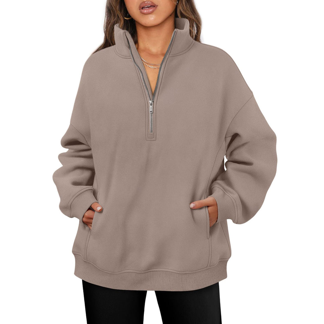 Women's oversized half-zip pullover with stand-up collar, kangaroo pocket and ribbed cuffs Mune Fashion
