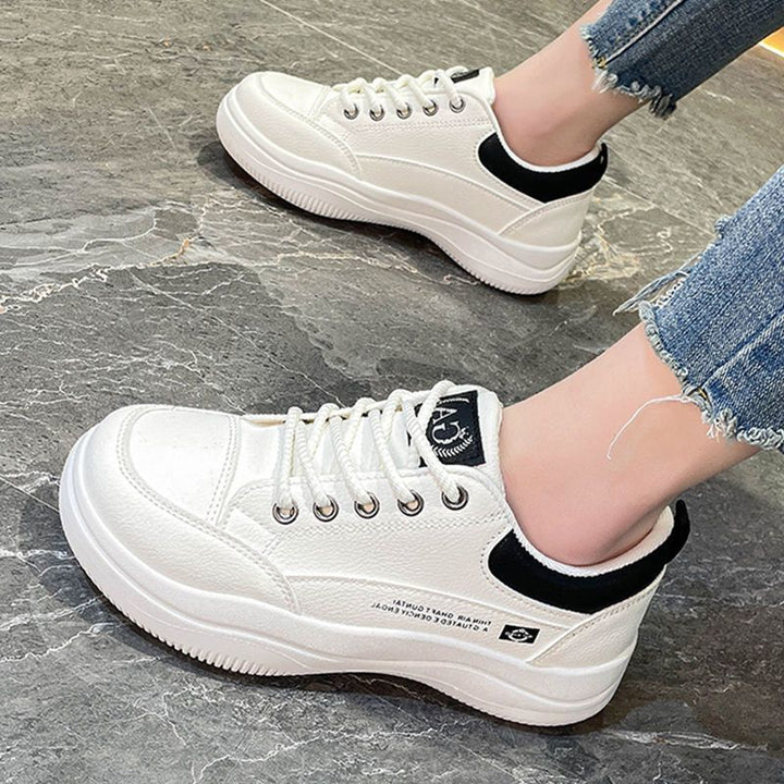 Women's Casual Sneakers with Breathable Surface Structure and Cushioned Sole Mune Fashion