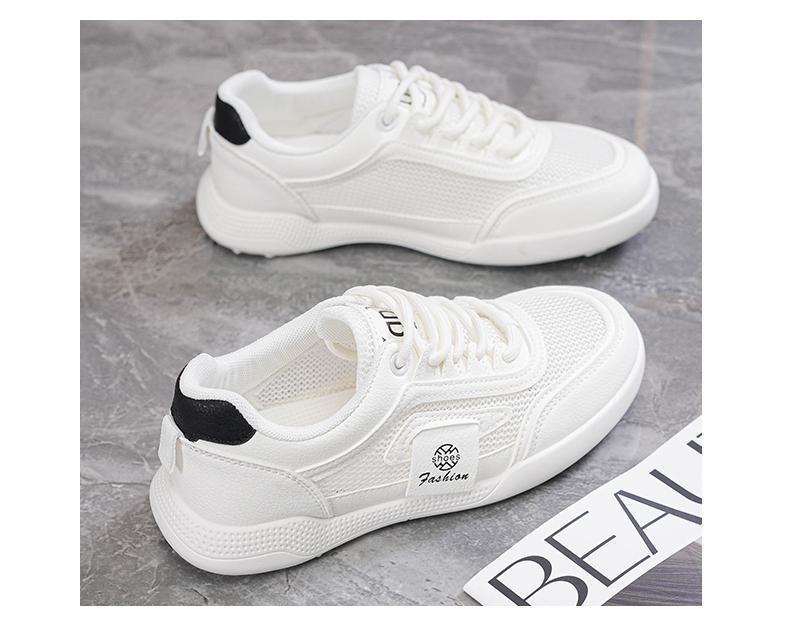 Women's sporty sneakers with breathable mesh upper and comfortable sole Mune Fashion