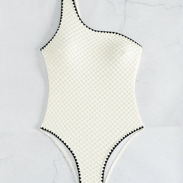 Women One-sided Swimsuit with Structured Material Mune Fashion