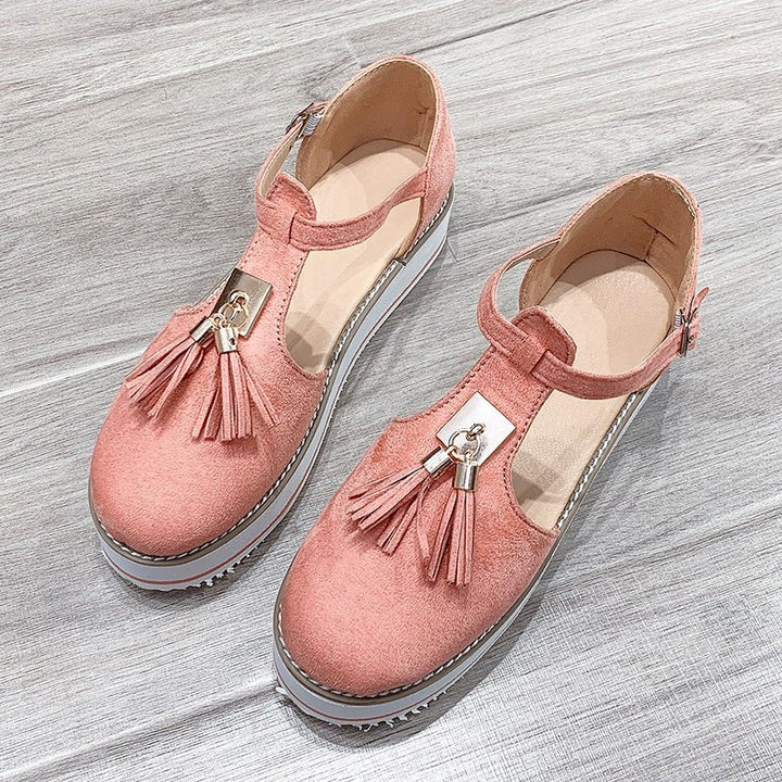 Women T-Strap Platform Sandal made of suede imitation with tassel appliqué and adjustable heel strap Mune Fashion