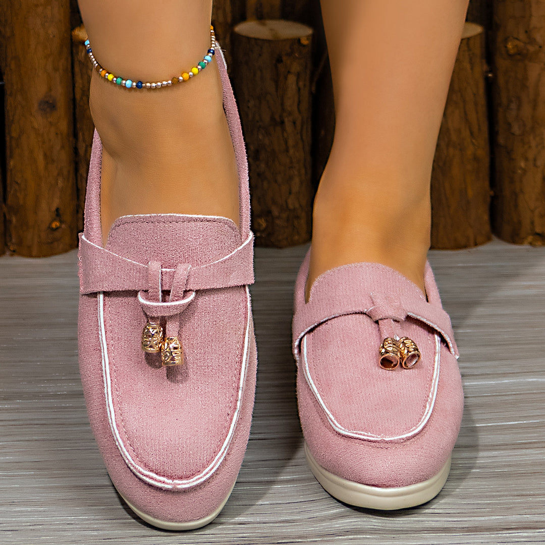 Women Moccasin Slipper with Decorative Tassels and Padded Comfort Footbed Mune Fashion