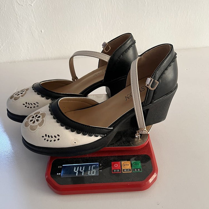 Damen Mary-Jane Pumps mit mittelhohem Blockabsatz, perforiertem Obermaterial und gepolstertem Komfortfußbett Mune Fashion