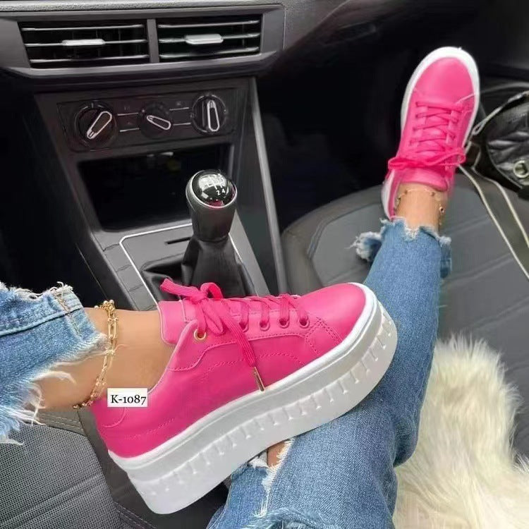 Women’s Fashion Platform Sneakers with Smooth Upper Material, Side Zipper and Distinctive Tread Sole Mune Fashion