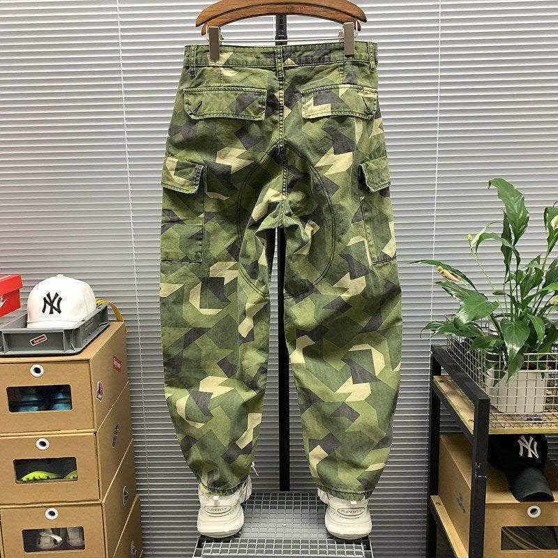 Men's Cargo Pants with Camouflage Pattern Mune Fashion