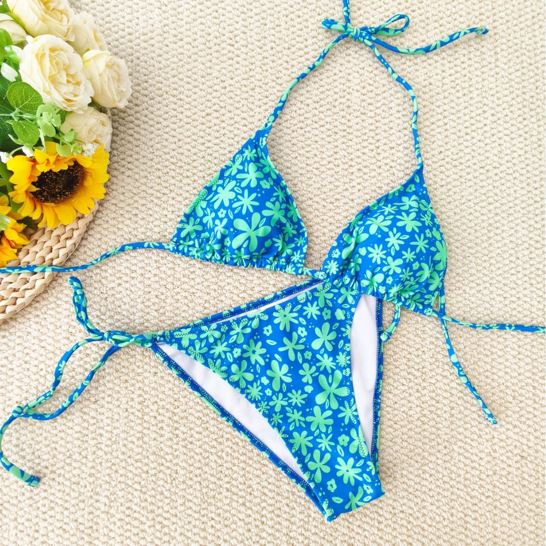 Ladies triangle bikini with floral design Mune Fashion