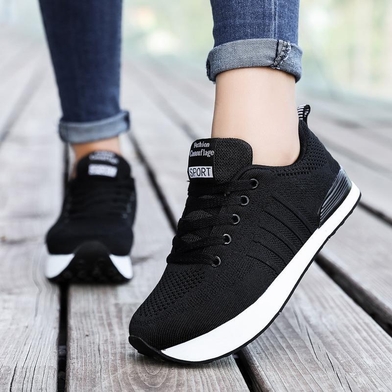 Unisex nan urban runner with wedge-shaped memory foam sole and seamless knitted upper Mune Fashion