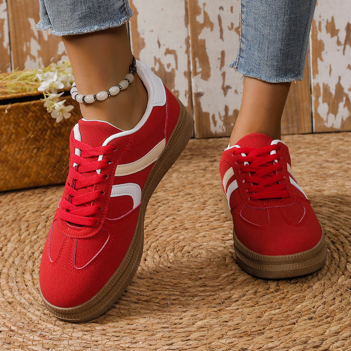 Women's sneaker with stylish upper material and non-slip sole Mune Fashion