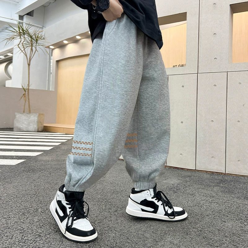 Men's casual sweatpants with a sporty cut Mune Fashion