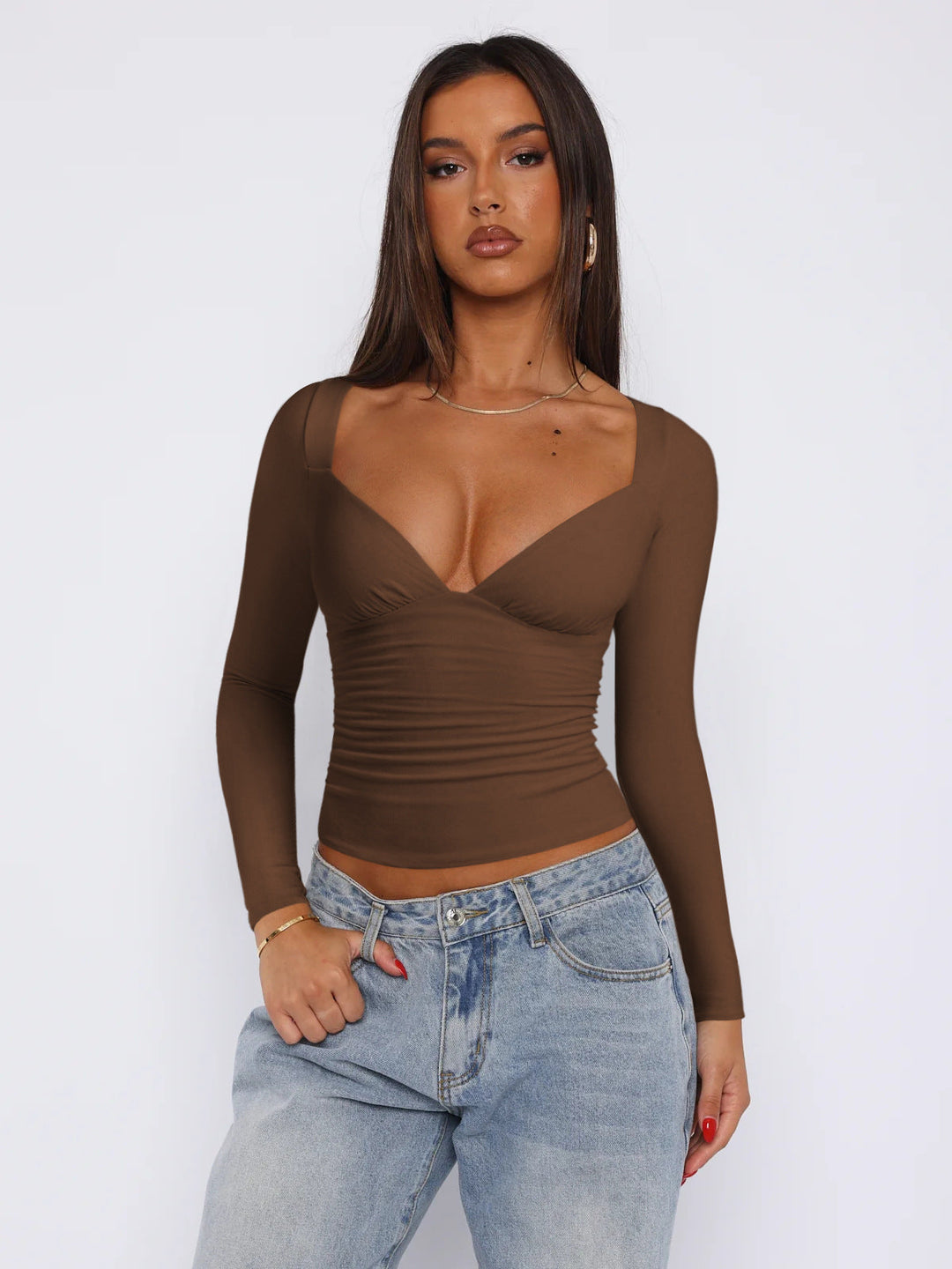 Women Fitted Long-Sleeve Top with V-Neckline and Gathers Mune