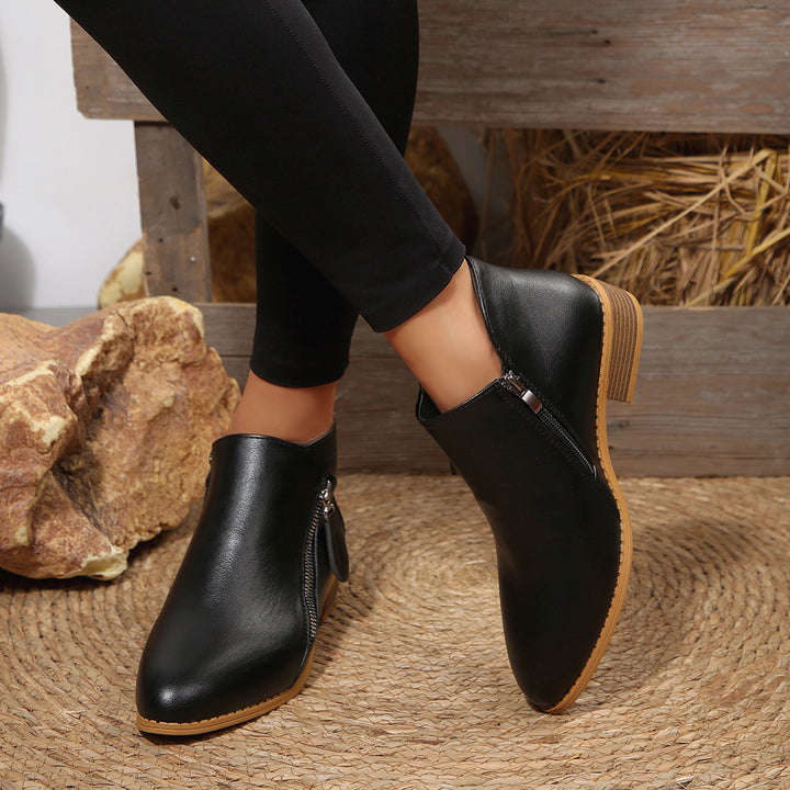 Women's Short Ankle Boots with Side Zipper and Stacked Block Heel Mune Fashion