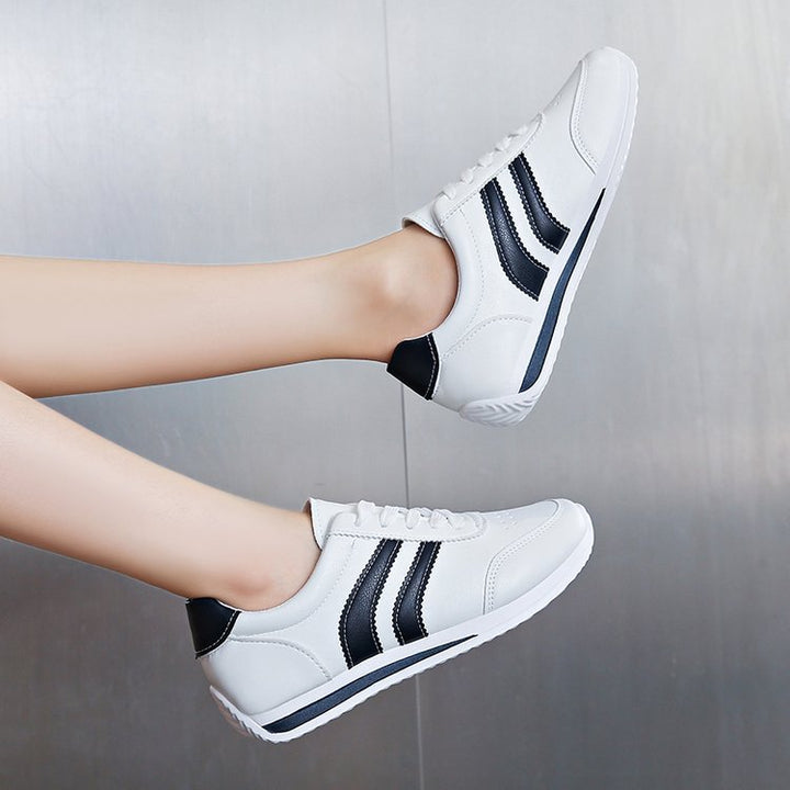 Women classic sneakers with stylish stripes Mune Fashion