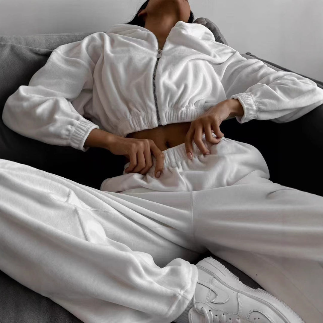 Women's fashionable and comfortable leisure set