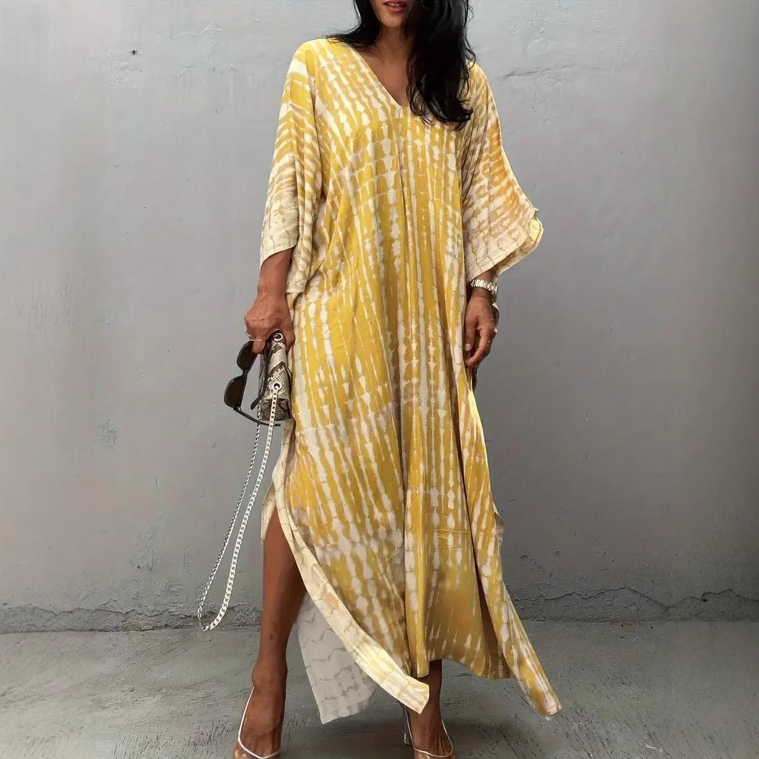 Ladies Kaftan with Contemporary Pattern and Airy Cut Mune