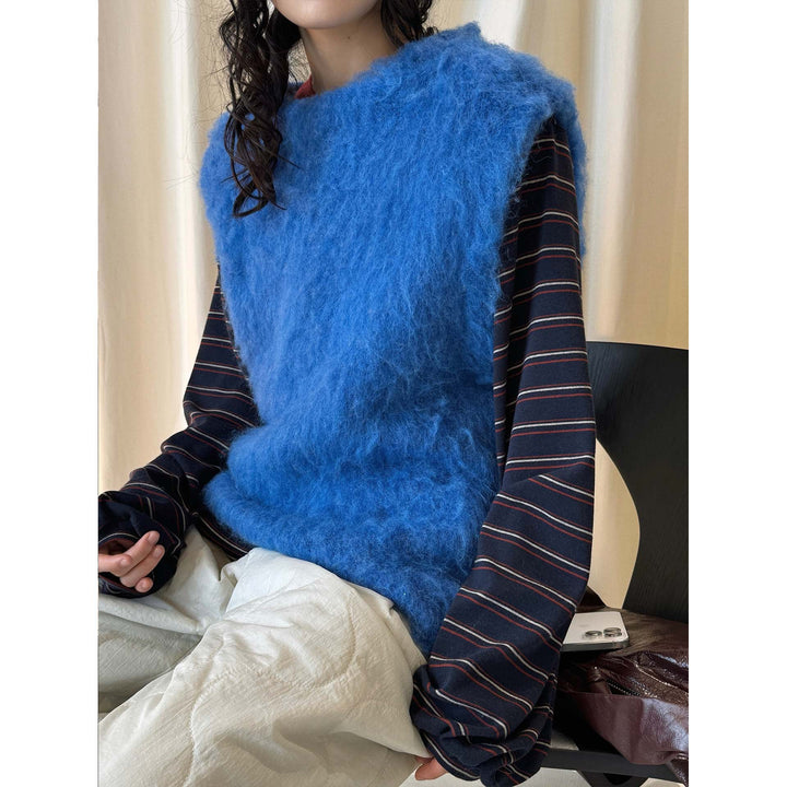 Women Fluffy Sleeveless Boxy Knit Vest with Soft Mohair Effect Mune Fashion