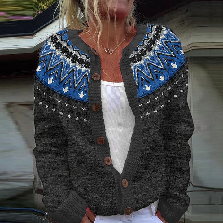Women's patterned cardigan with round yoke, wooden buttons, and welt pockets Mune Fashion