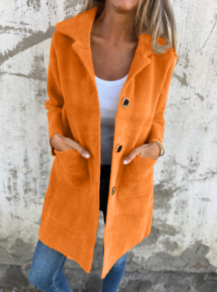Women Teddy coat with oversized collar, decorative buttons and side pockets Drune