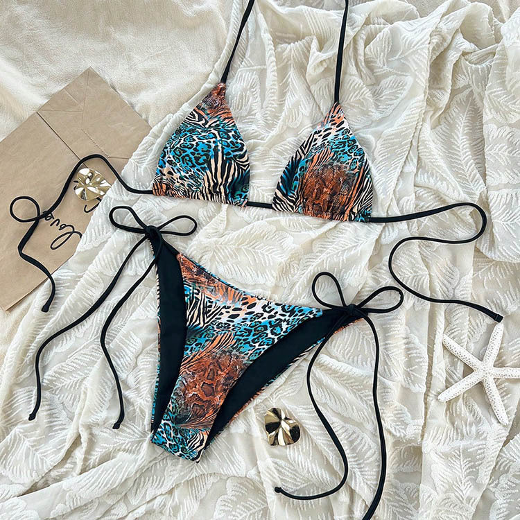 Women’s triangle bikini with adjustable straps Mune Fashion