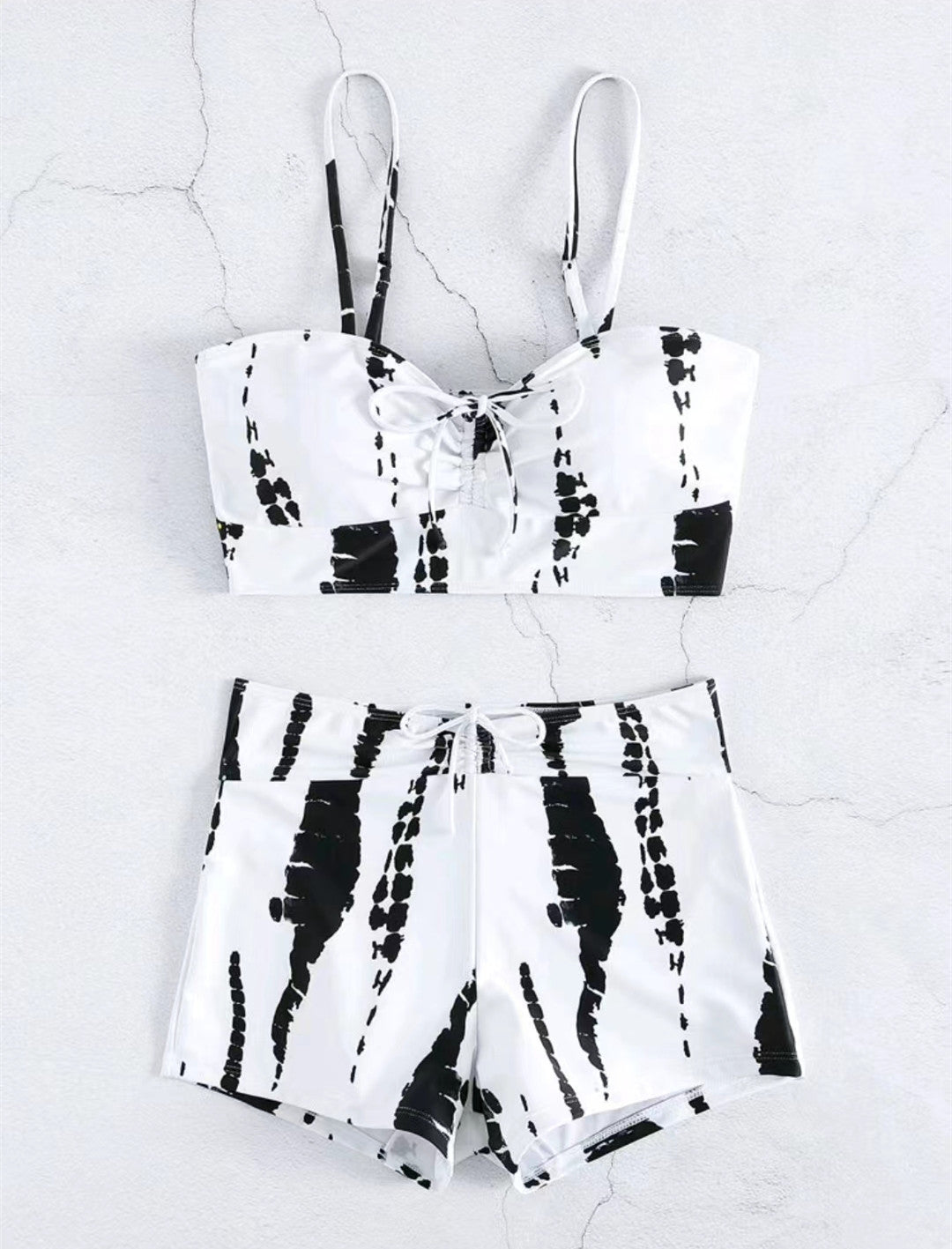 Women Two-Piece Swimwear Set with Playful Knot Design Mune Fashion