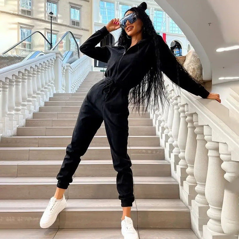 Women's cozy hooded jumpsuit with zipper and fitted drawstring Mune Fashion